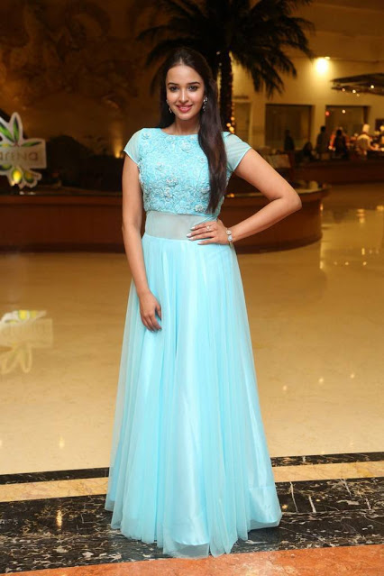 Beautiful Telugu Girl Pujita Ponnada In Blue Dress 15